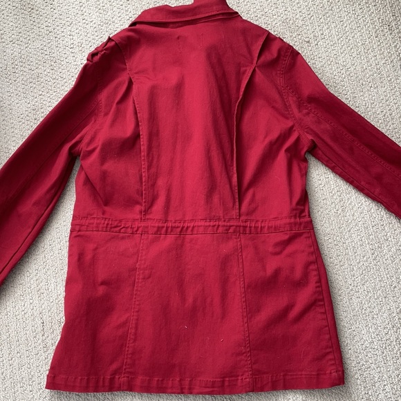 Great quality Red coat - Picture 7 of 8